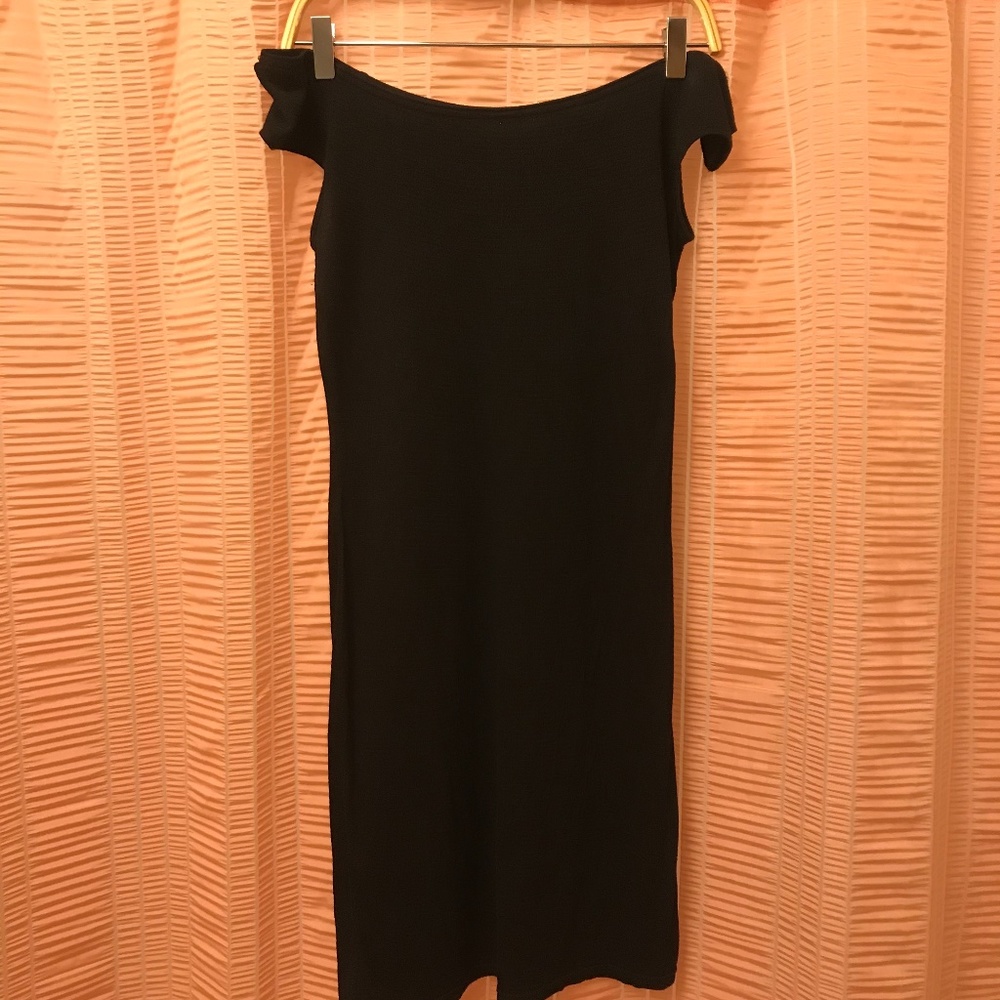 H&M | Off the Shoulder Black Dress